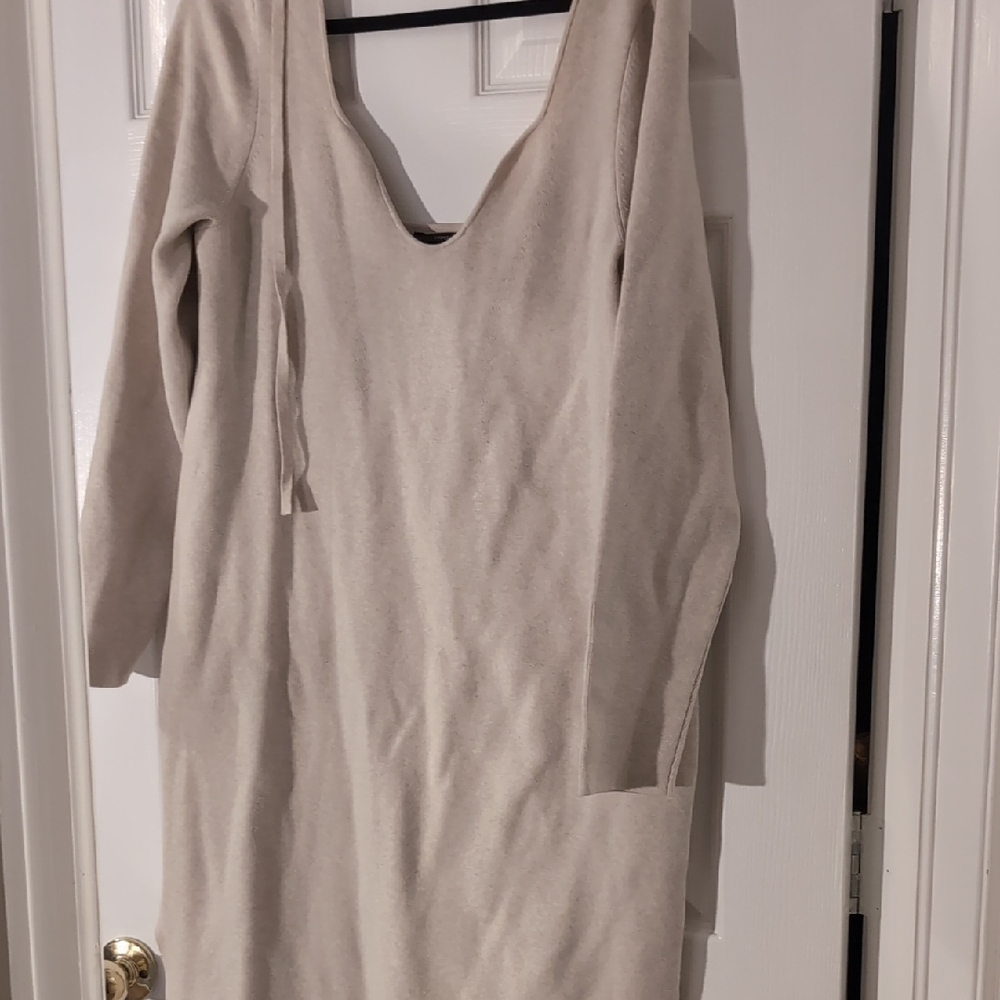 Banana Republic Cream Long Sleeve Dress